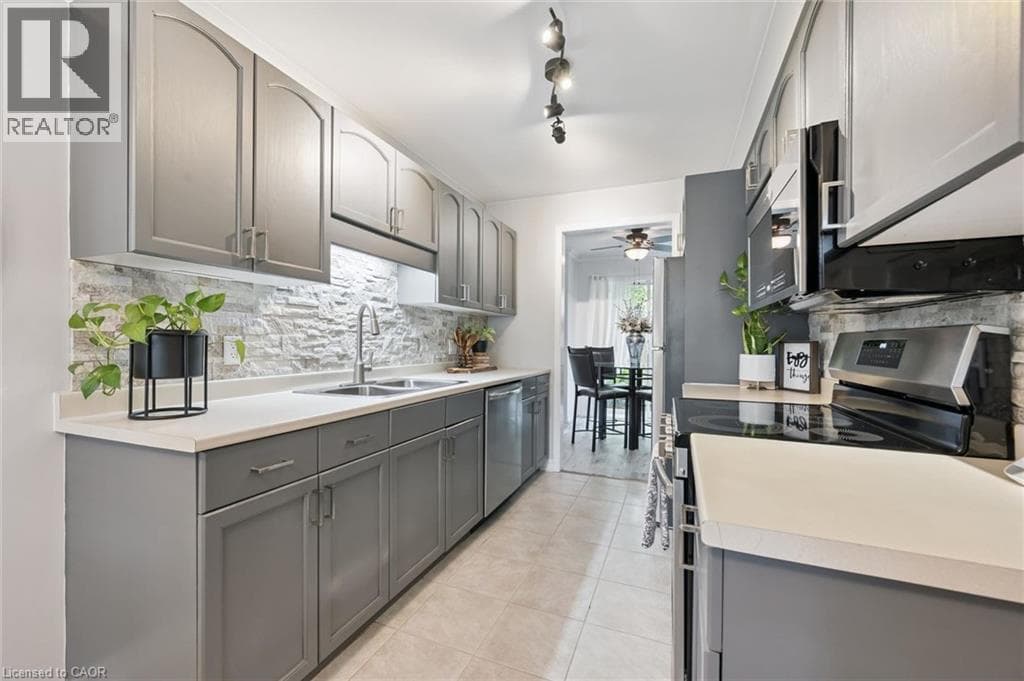 Townhouse for sale at 199 SAGINAW Parkway Unit# 15, Shades Mills, Cambridge, Ontario, photo 15
