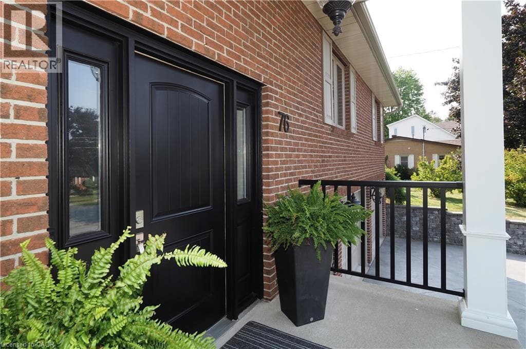 Detached for sale at 76 FLAXMILL Drive, Conestogo, Woolwich, Ontario, photo 4