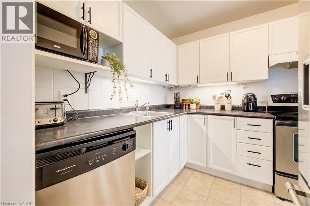 Townhouse for sale at 210 HIGHLAND Crescent Unit# 11, Victoria Hills, Kitchener, Ontario, photo 15