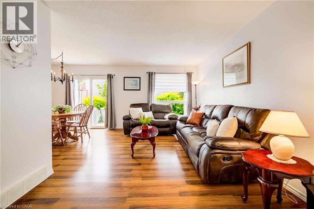 Townhouse for sale at 210 HIGHLAND Crescent Unit# 11, Victoria Hills, Kitchener, Ontario, photo 8