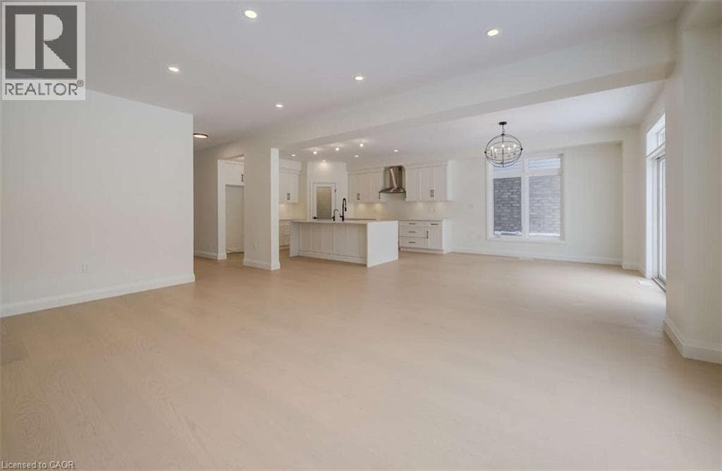 Detached for sale at 67 CROSSWINDS Drive, Grand River South, Kitchener, Ontario, photo 9