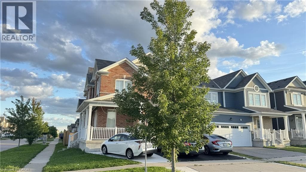 Detached for sale at 67 POINTER Street, Briardean, Cambridge, Ontario, photo 2