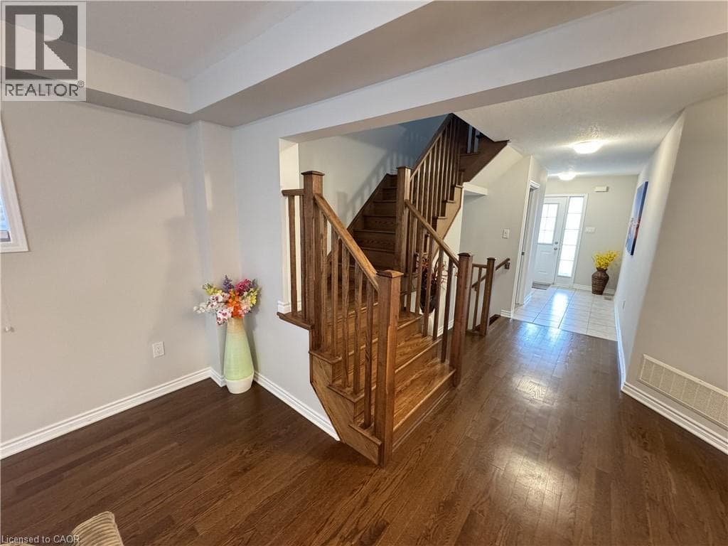 Detached for sale at 67 POINTER Street, Briardean, Cambridge, Ontario, photo 13