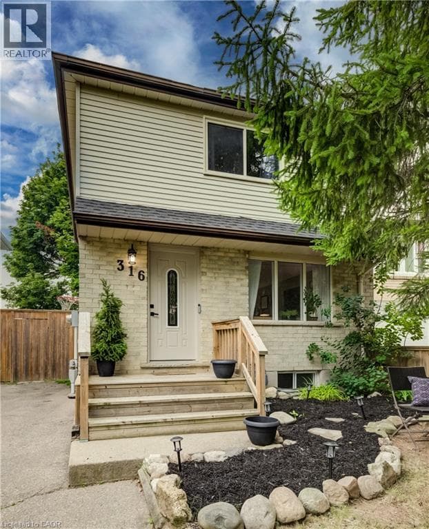 Detached for sale at 316 RISTAU Place S, Laurentian Hills, Kitchener, Ontario, photo 2