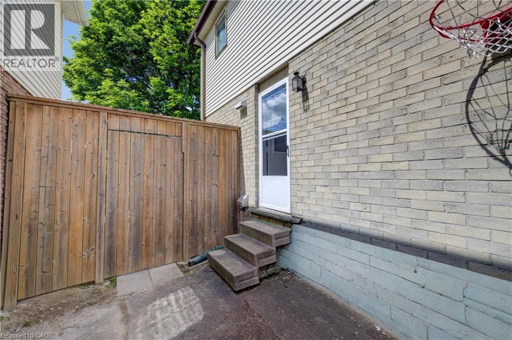Detached for sale at 316 RISTAU Place S, Laurentian Hills, Kitchener, Ontario, photo 4