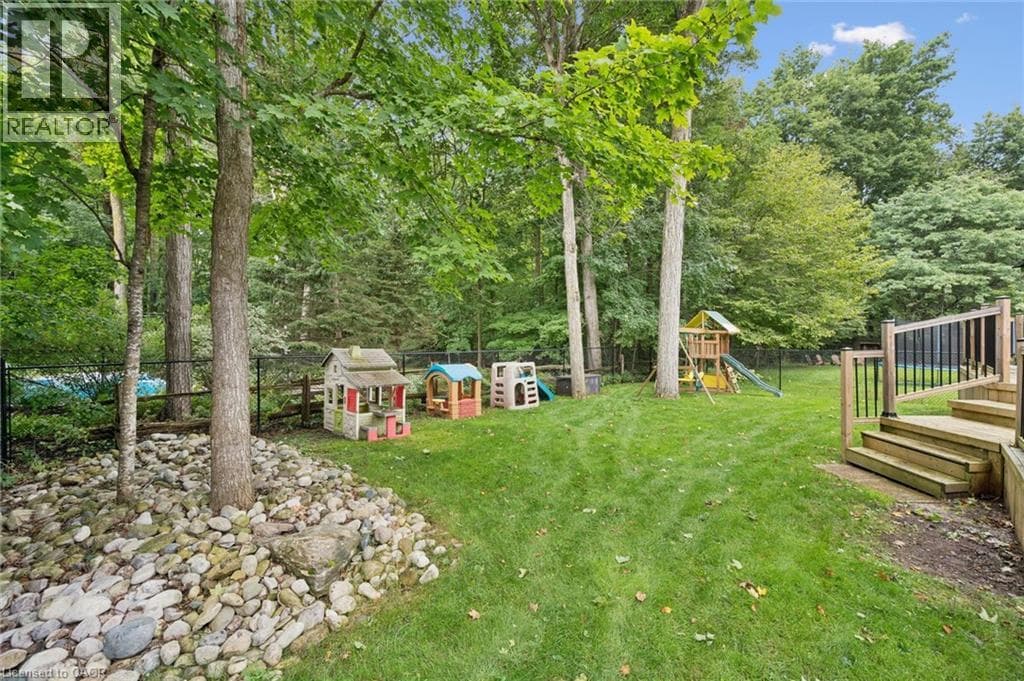 Detached for sale at 10 MERNER Place, New Hamburg, Wilmot, Ontario, photo 4