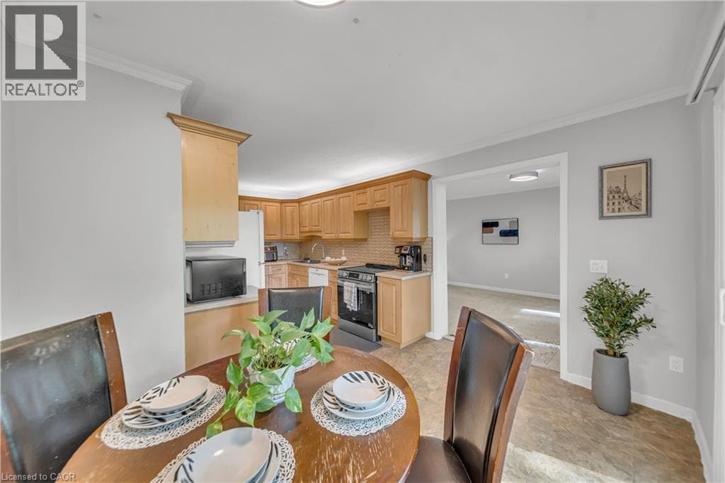 Townhouse for sale at 121 UNIVERSITY Avenue E Unit# 101, Village on the Green, Waterloo, Ontario, photo 16