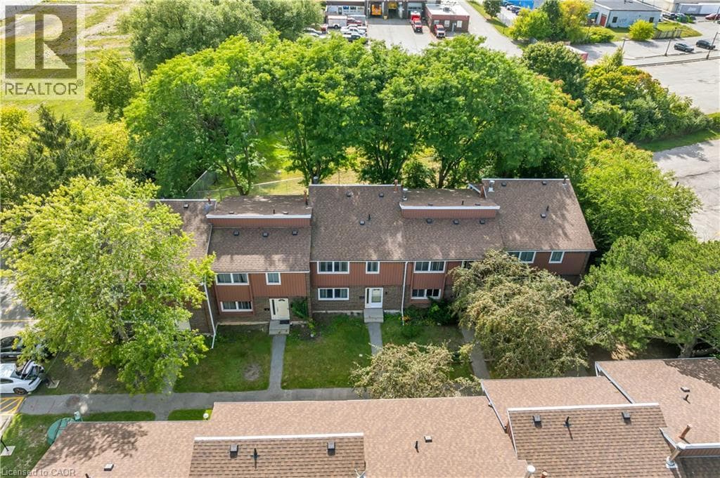 Townhouse for sale at 121 UNIVERSITY Avenue E Unit# 101, Village on the Green, Waterloo, Ontario, photo 35