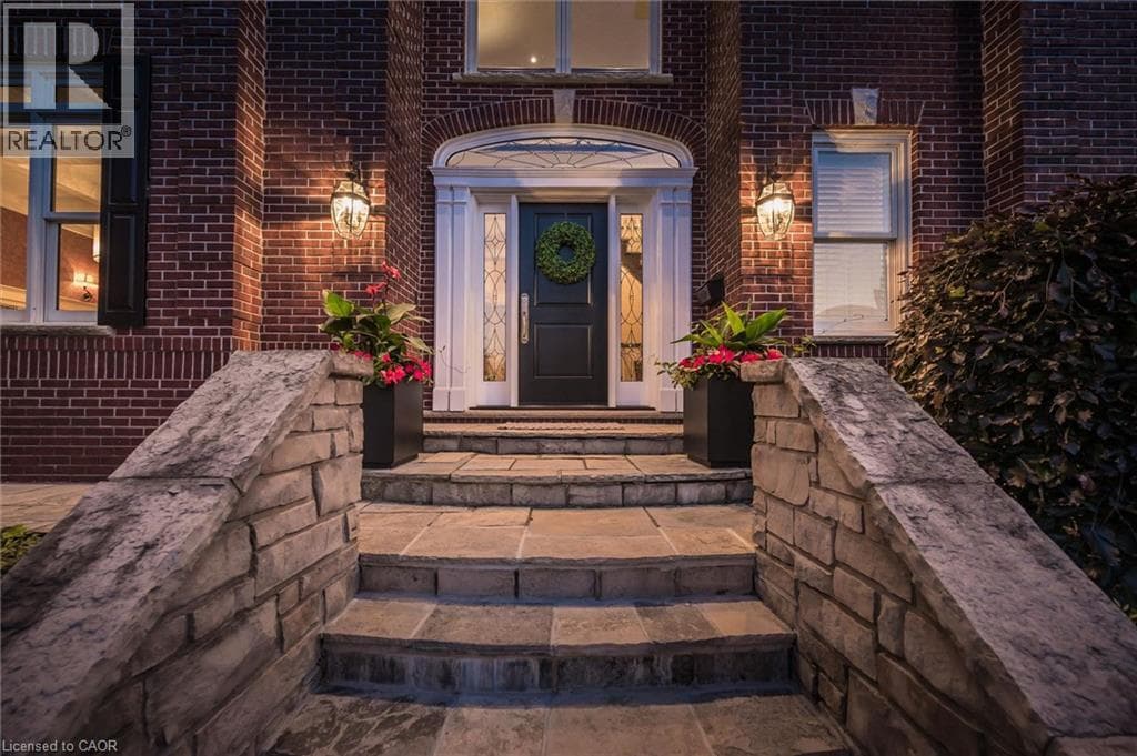 Detached for sale at 248 THE LION'S Gate, Beechwood Park, Waterloo, Ontario, photo 2