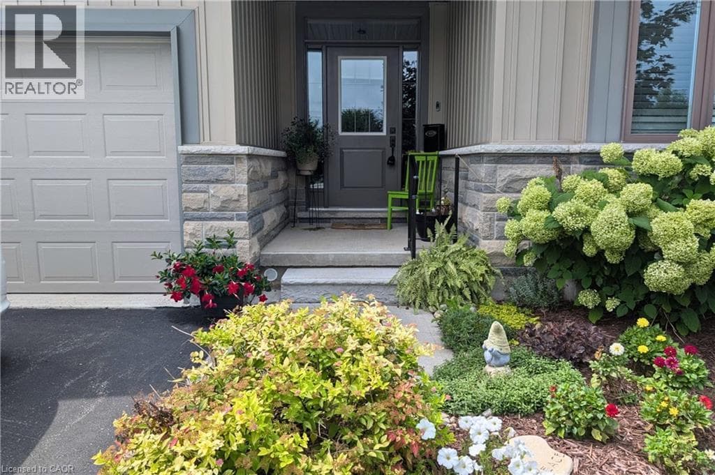 Townhouse for sale at 250 HOSTETLER Road Unit# 7, New Hamburg, Wilmot, Ontario, photo 2