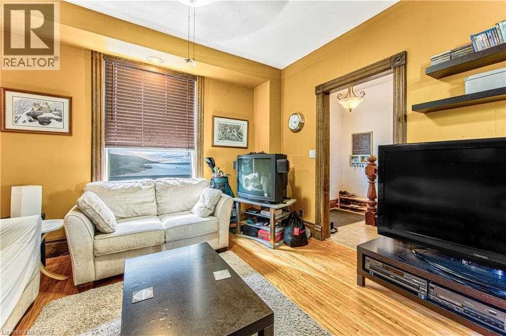 Semi-detached for sale at 153 FOUNTAIN Street N, Preston Heights, Cambridge, Ontario, photo 7