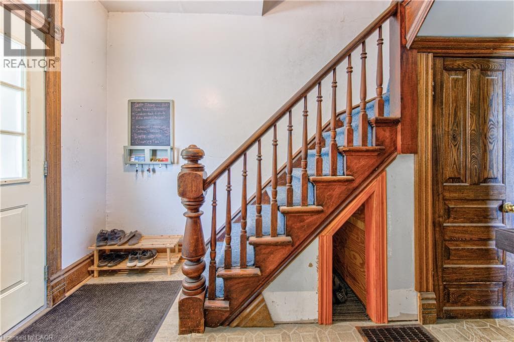 Semi-detached for sale at 153 FOUNTAIN Street N, Preston Heights, Cambridge, Ontario, photo 4