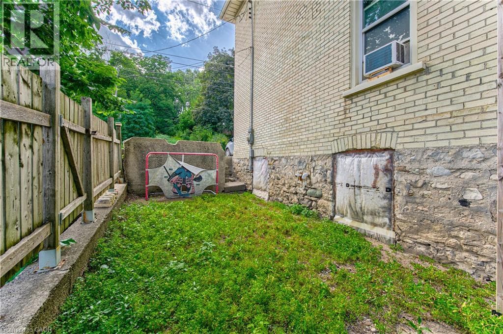 Semi-detached for sale at 153 FOUNTAIN Street N, Preston Heights, Cambridge, Ontario, photo 20