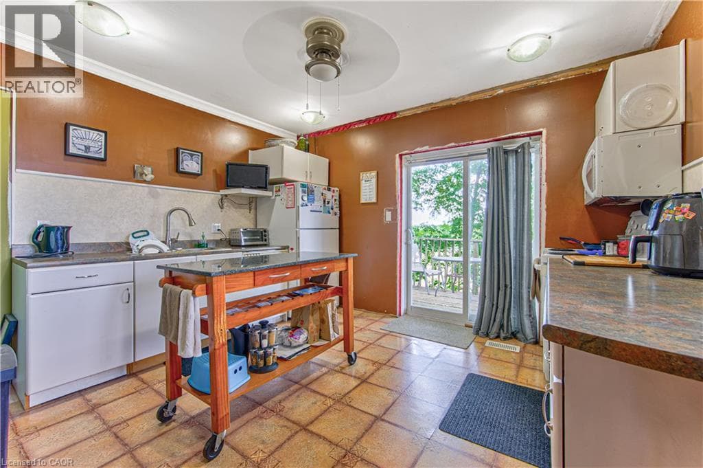 Semi-detached for sale at 153 FOUNTAIN Street N, Preston Heights, Cambridge, Ontario, photo 11