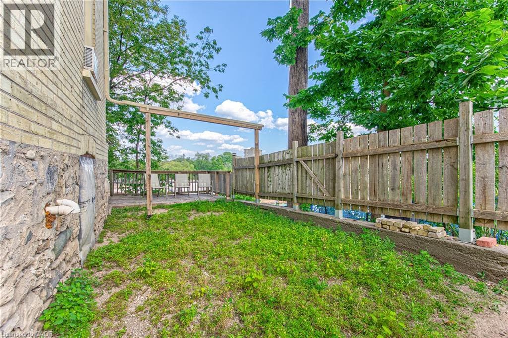 Semi-detached for sale at 153 FOUNTAIN Street N, Preston Heights, Cambridge, Ontario, photo 19