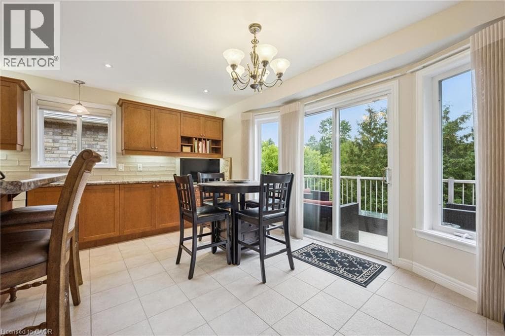 Detached for sale at 555 KILLBEAR Court, Conservation Meadows, Waterloo, Ontario, photo 7