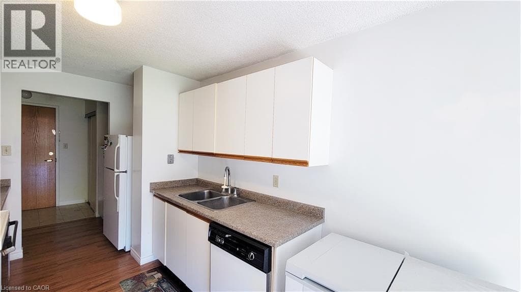 Apartment for sale at 55 BLUE SPRINGS Drive Unit# 302, Lincoln Heights, Waterloo, Ontario, photo 18