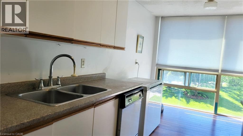 Apartment for sale at 55 BLUE SPRINGS Drive Unit# 302, Lincoln Heights, Waterloo, Ontario, photo 19