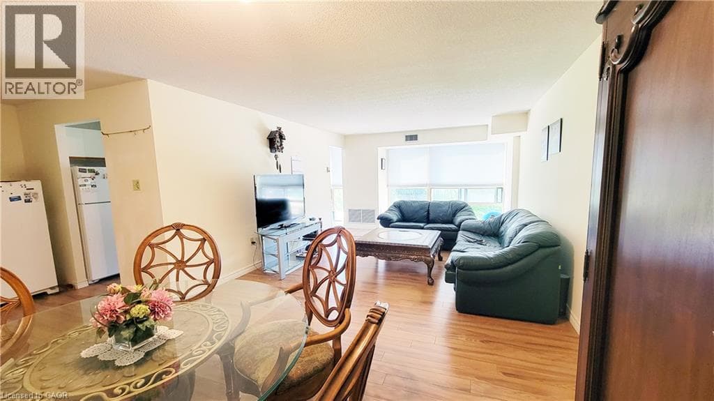 Apartment for sale at 55 BLUE SPRINGS Drive Unit# 302, Lincoln Heights, Waterloo, Ontario, photo 12
