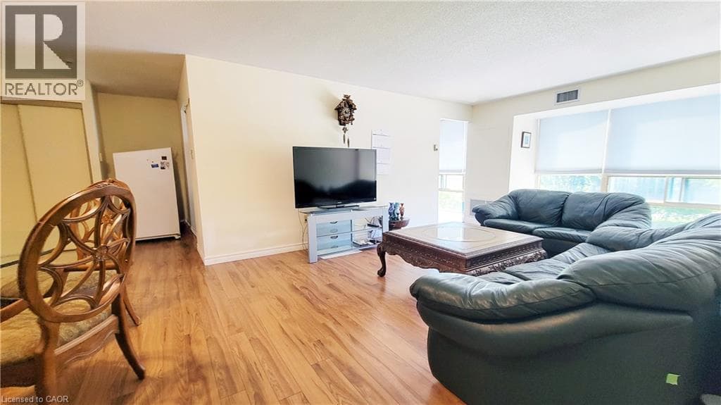 Apartment for sale at 55 BLUE SPRINGS Drive Unit# 302, Lincoln Heights, Waterloo, Ontario, photo 13