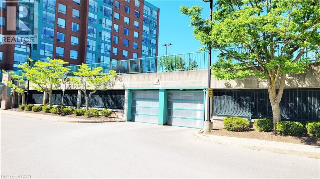 Apartment for sale at 55 BLUE SPRINGS Drive Unit# 302, Lincoln Heights, Waterloo, Ontario, photo 2