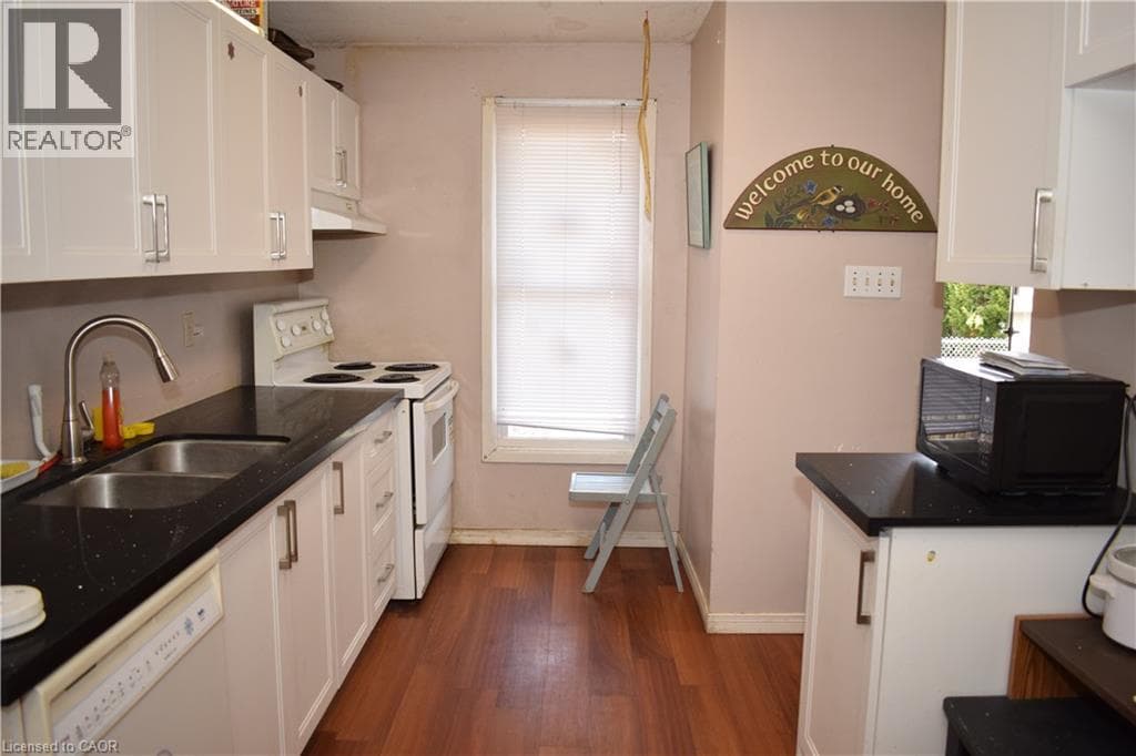 Townhouse for sale at 249 CEDARBRAE Avenue Unit# 1, Lakeshore South, Waterloo, Ontario, photo 11
