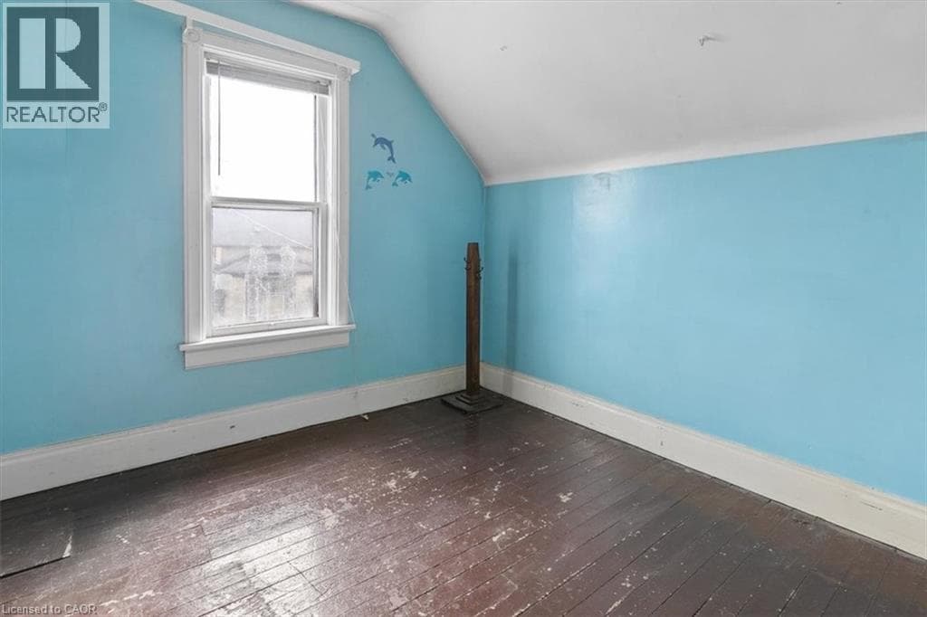 Detached for sale at 427 DUKE Street W, Mt. Hope Huron Park, Kitchener, Ontario, photo 16