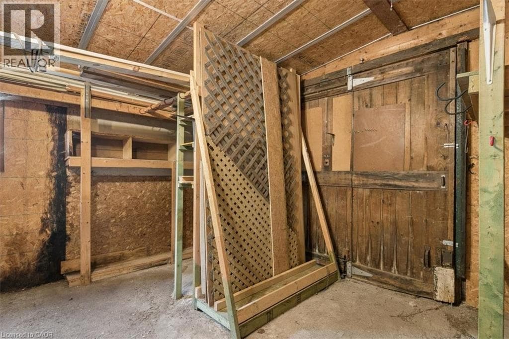 Detached for sale at 427 DUKE Street W, Mt. Hope Huron Park, Kitchener, Ontario, photo 25
