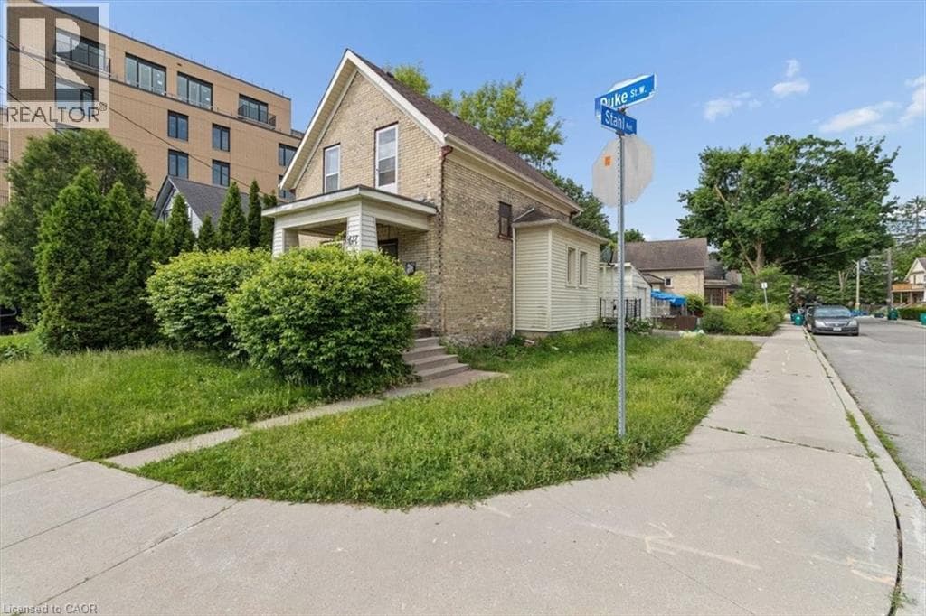 Detached for sale at 427 DUKE Street W, Mt. Hope Huron Park, Kitchener, Ontario, photo 3