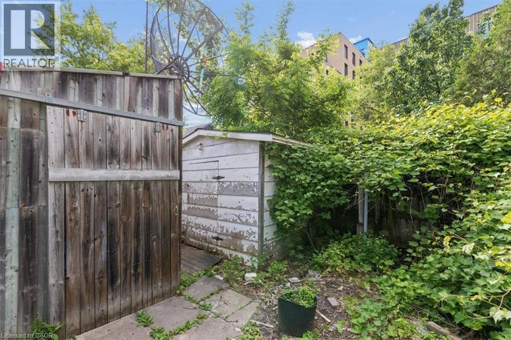 Detached for sale at 427 DUKE Street W, Mt. Hope Huron Park, Kitchener, Ontario, photo 31