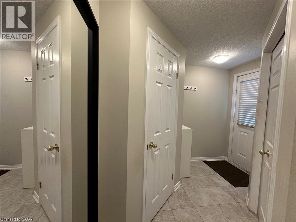 Detached for sale at 158 WILDERNESS Drive, Laurentian West, Kitchener, Ontario, photo 2