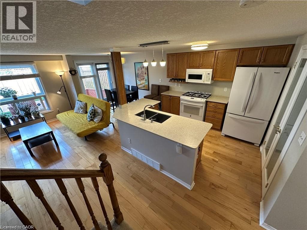 Detached for sale at 158 WILDERNESS Drive, Laurentian West, Kitchener, Ontario, photo 5