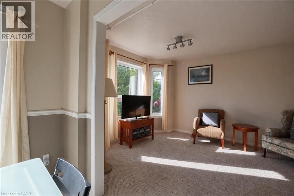 Detached for sale at 95 RESURRECTION Drive, Highland West, Kitchener, Ontario, photo 4