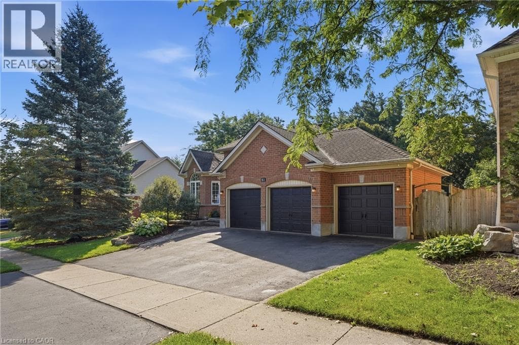 Detached for sale at 51 AUTUMN RIDGE Trail, Doon South, Kitchener, Ontario, photo 3