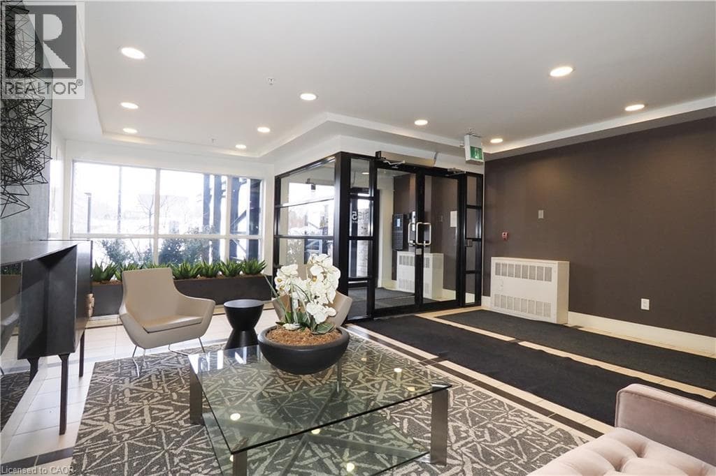 Apartment for sale at 155 ST. LEGER Street Unit# 206, Mt. Hope Huron Park, Kitchener, Ontario, photo 4