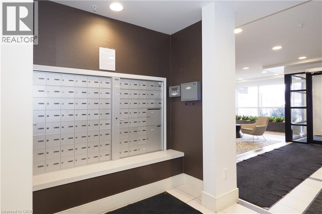 Apartment for sale at 155 ST. LEGER Street Unit# 206, Mt. Hope Huron Park, Kitchener, Ontario, photo 5