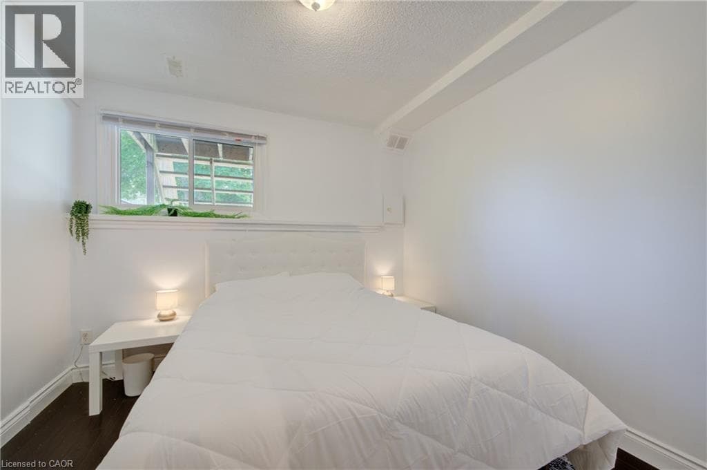 Townhouse for sale at 375 HOLIDAY INN Drive Unit# 9, Centennial, Cambridge, Ontario, photo 22