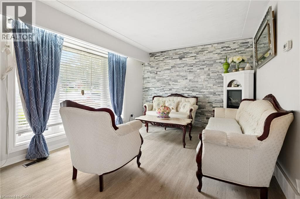 Detached for sale at 285 STONYBROOK Drive, Meinzinger Park-Lakeside, Kitchener, Ontario, photo 11