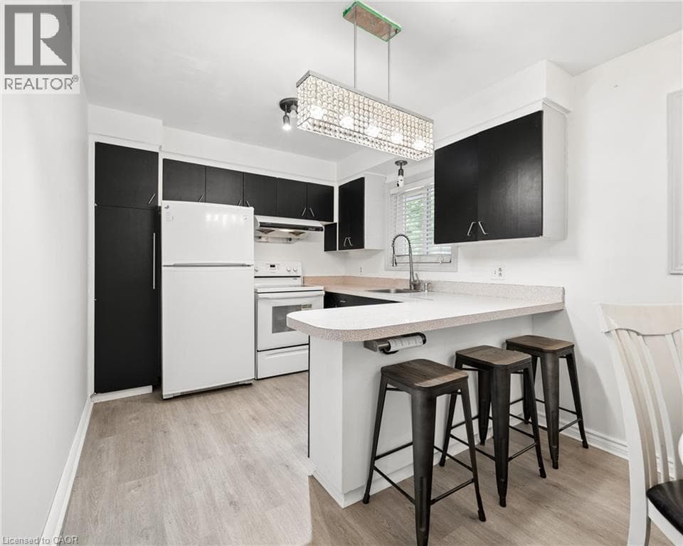 Detached for sale at 285 STONYBROOK Drive, Meinzinger Park-Lakeside, Kitchener, Ontario, photo 15