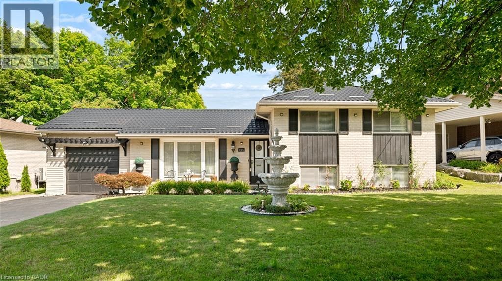 Detached for sale at 285 STONYBROOK Drive, Meinzinger Park-Lakeside, Kitchener, Ontario, photo 4