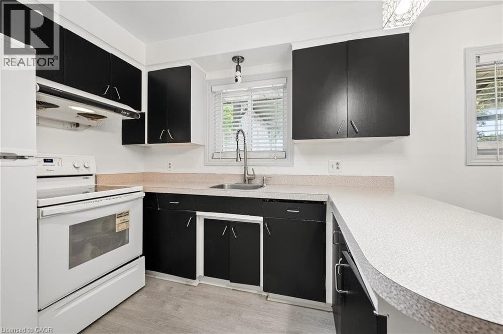 Detached for sale at 285 STONYBROOK Drive, Meinzinger Park-Lakeside, Kitchener, Ontario, photo 16