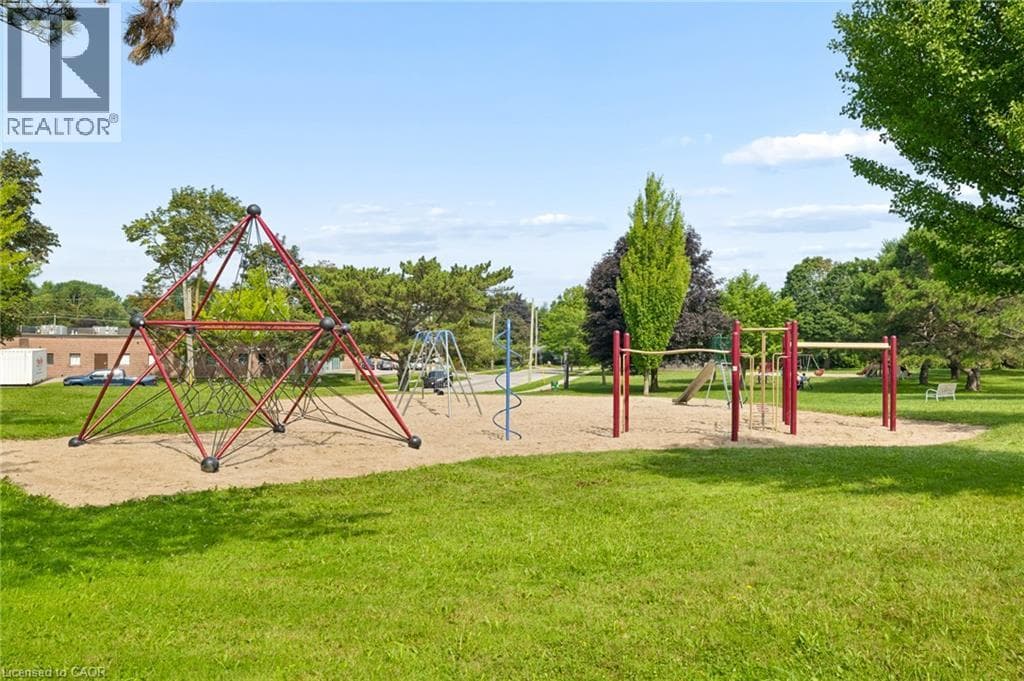 Detached for sale at 285 STONYBROOK Drive, Meinzinger Park-Lakeside, Kitchener, Ontario, photo 46
