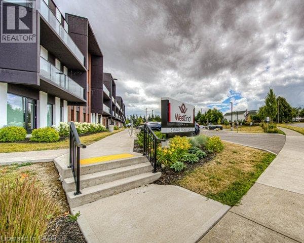 Apartment for sale at 5 WAKE ROBIN Drive Unit# 107, Laurentian West, Kitchener, Ontario