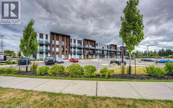 Apartment for sale at 5 WAKE ROBIN Drive Unit# 107, Laurentian West, Kitchener, Ontario, photo 2