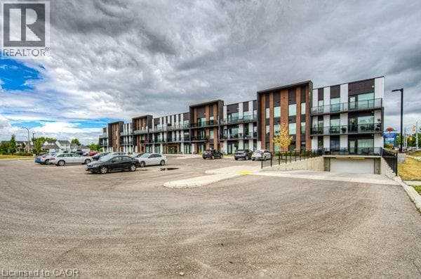 Apartment for sale at 5 WAKE ROBIN Drive Unit# 107, Laurentian West, Kitchener, Ontario, photo 4