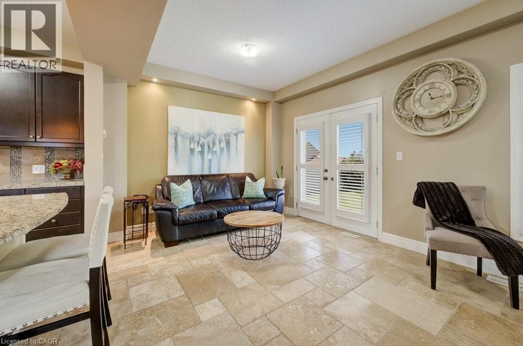 Detached for sale at 300 WATERVALE Crescent, Grand River South, Kitchener, Ontario, photo 17