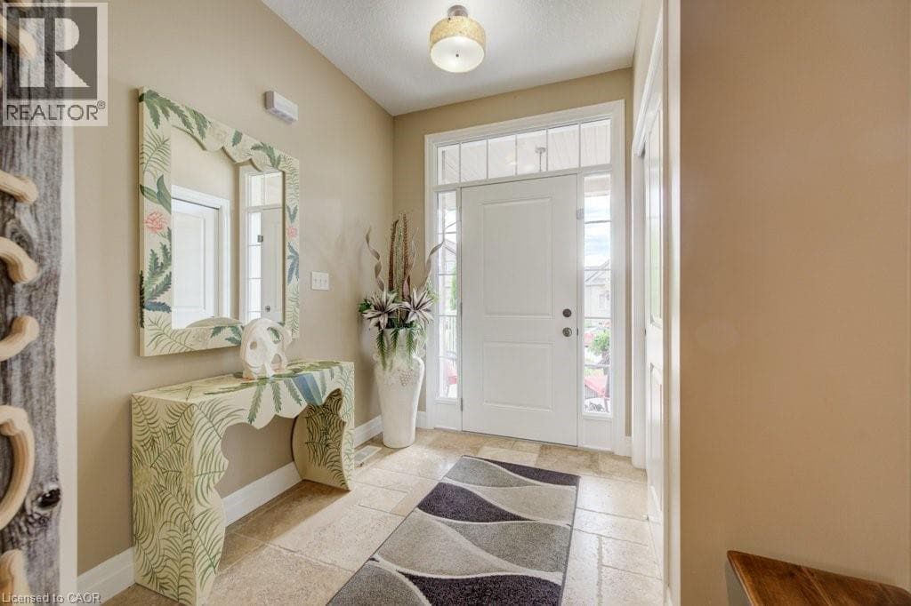 Detached for sale at 300 WATERVALE Crescent, Grand River South, Kitchener, Ontario, photo 5