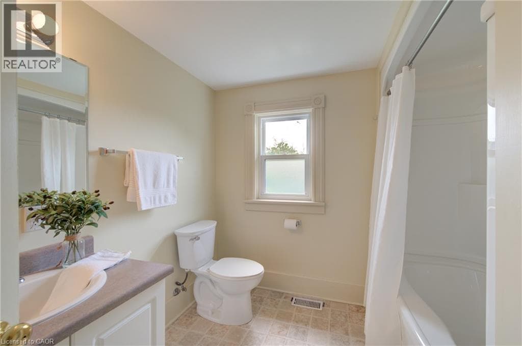 Semi-detached for sale at 9 SALISBURY Avenue, Downtown Galt, Cambridge, Ontario, photo 18