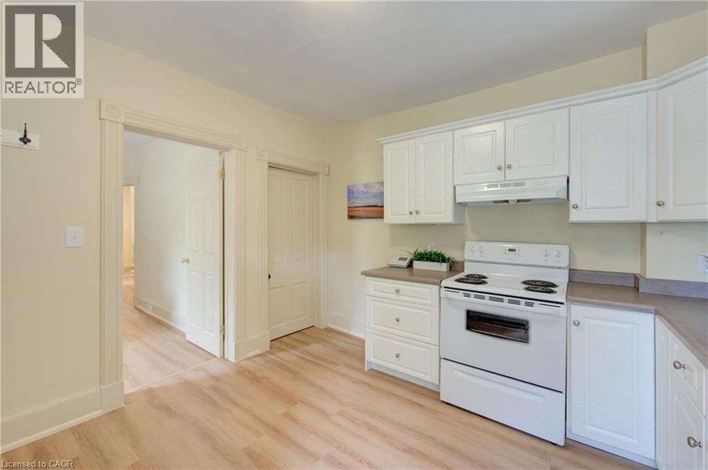 Semi-detached for sale at 9 SALISBURY Avenue, Downtown Galt, Cambridge, Ontario, photo 15