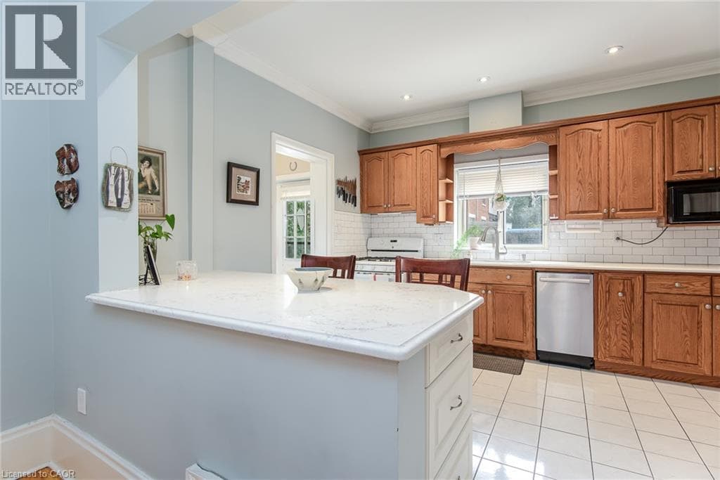 Multi-family for sale at 32 SAMUEL Street, Central Frederick, Kitchener, Ontario, photo 13